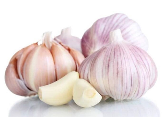 garlic to eliminate parasites from the body